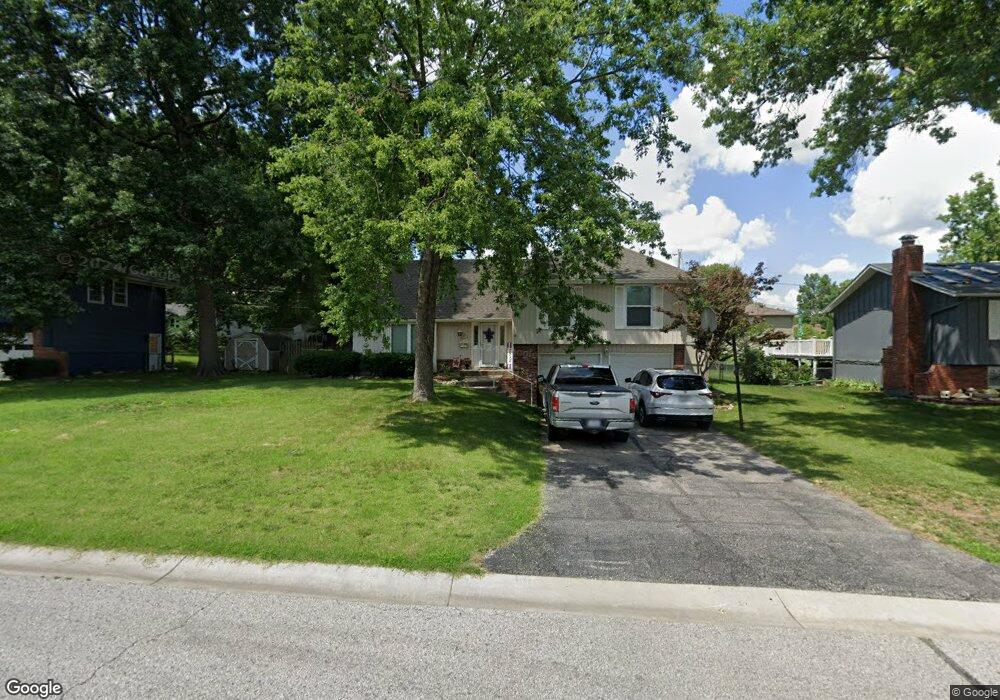 11212 W 71st St, Shawnee, KS 66203 - photo 1