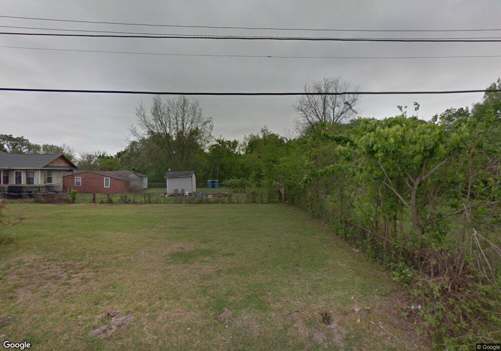 821 Lovers Ln, Houston, TX 77091 - photo 1