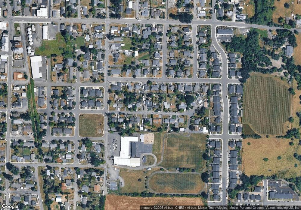 527 E Harrison St, Carlton, OR 97111 - photo 1