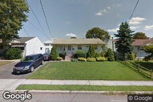 24 6th Ave, Port Reading, NJ 07064