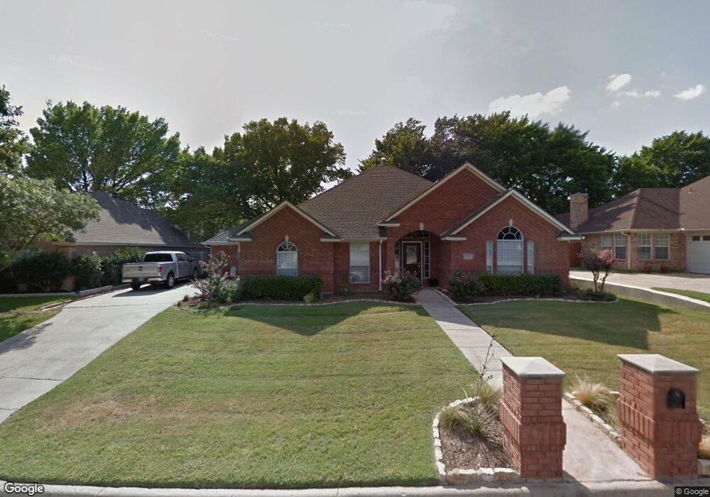 6713 Rolling Hills Dr, North Richland Hills, TX 76182 - photo 1