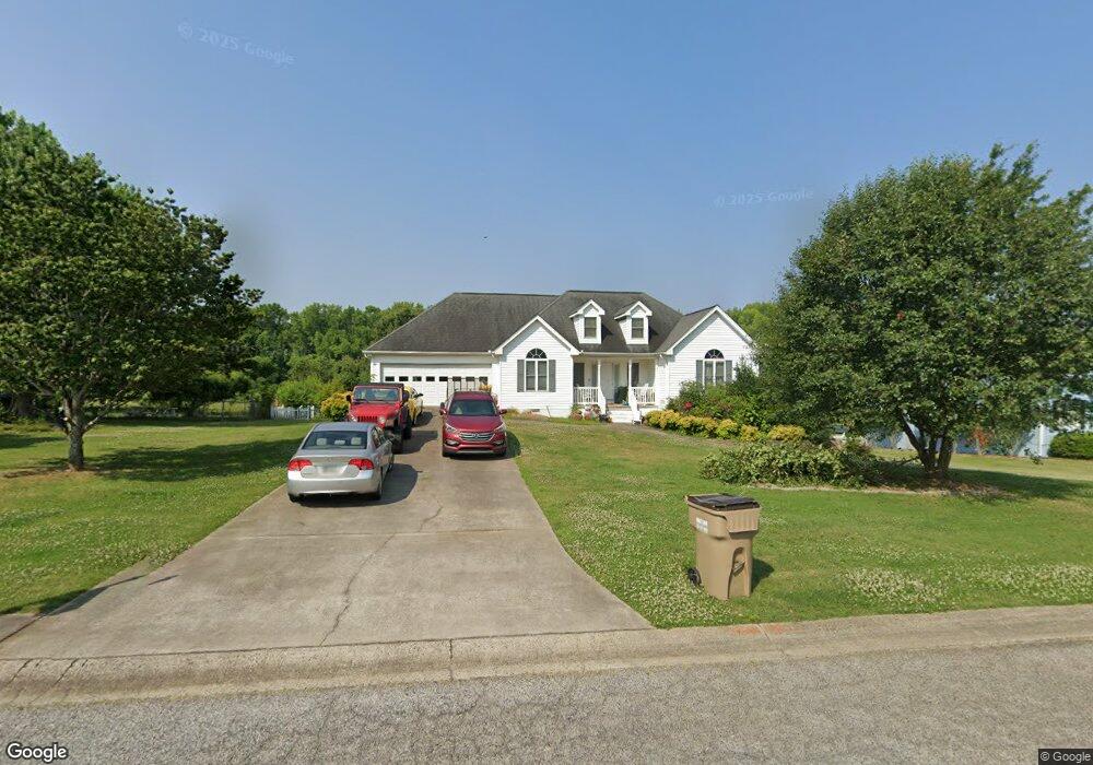 766 Coleen Dr, Winder, GA 30680 - photo 1