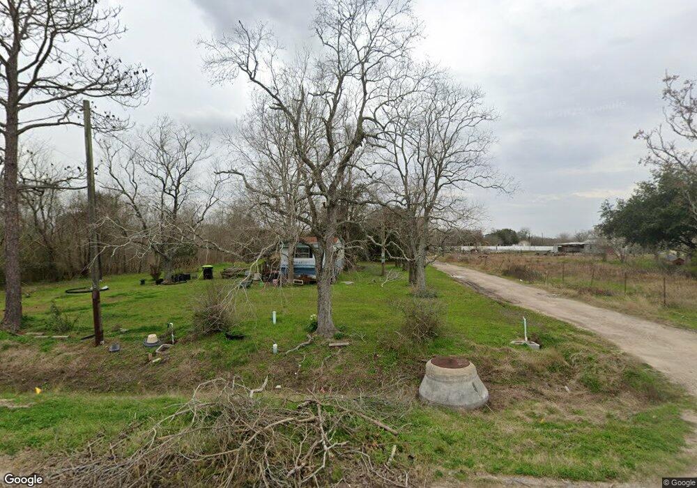 8412 W 1st St, Needville, TX 77461 - photo 1