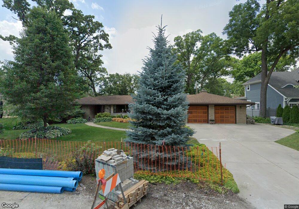 954 Sylvan Cir, Naperville, IL 60540 - photo 1