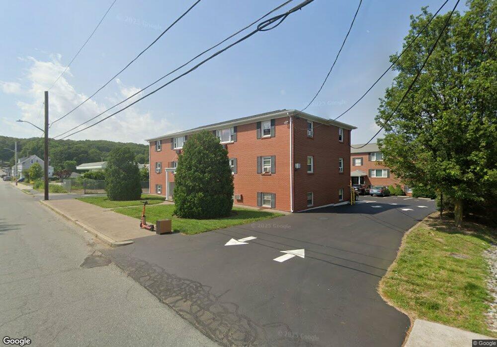 143 Reservoir Av (Saylesvi, Lincoln, RI 02865 - photo 1