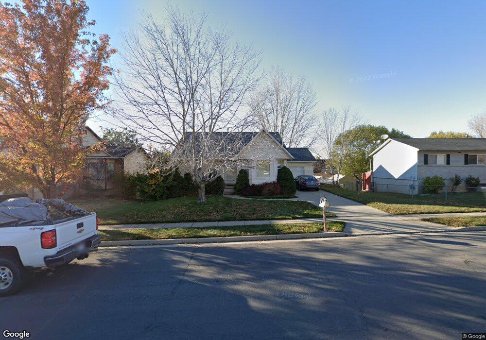 1227 N 100 E, Layton, UT 84041 - photo 1