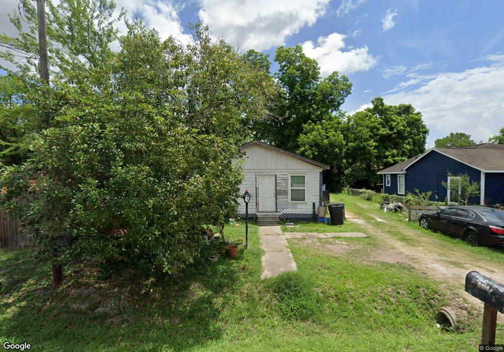 8414 Burg St, Houston, TX 77088 - photo 1