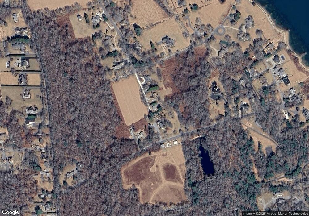 7 Grinnell Rd, South Dartmouth, MA 02748 - photo 1