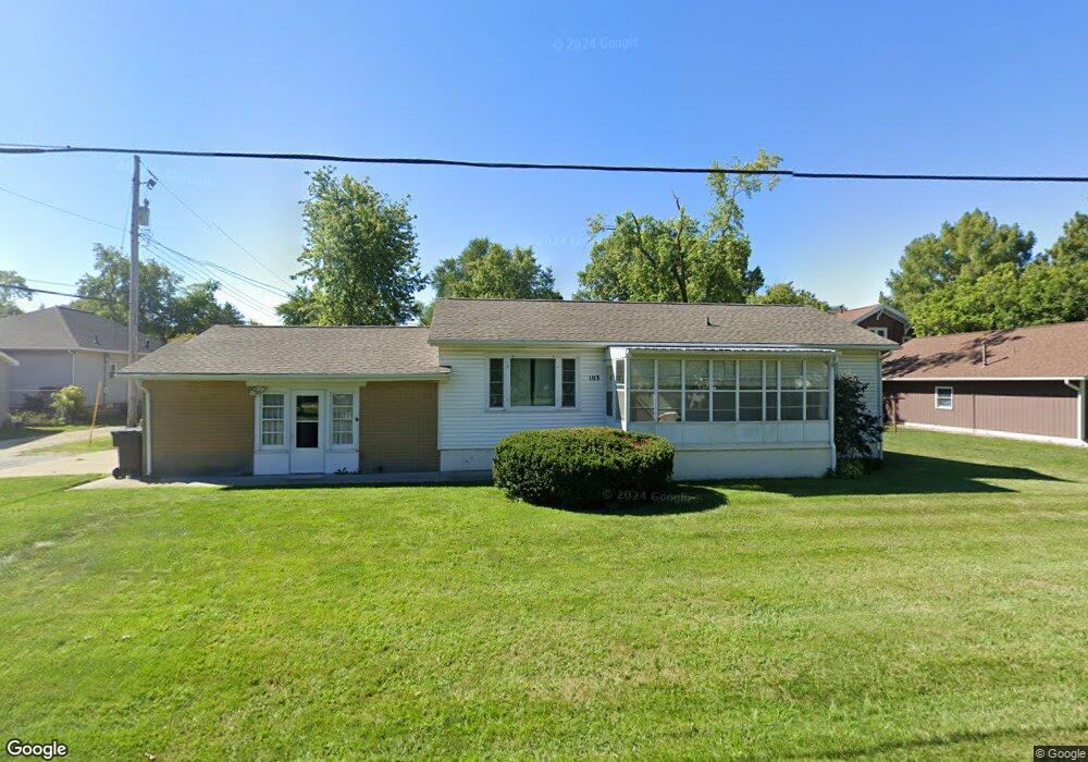 103 E Northline Rd, Tuscola, IL 61953 - photo 1