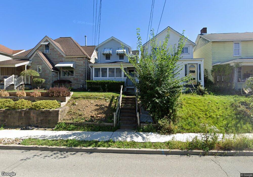 1011 Hancock Ave, Vandergrift, PA 15690 - photo 1