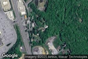 128 Daylilly Ln, Mount Hope, WV 25880