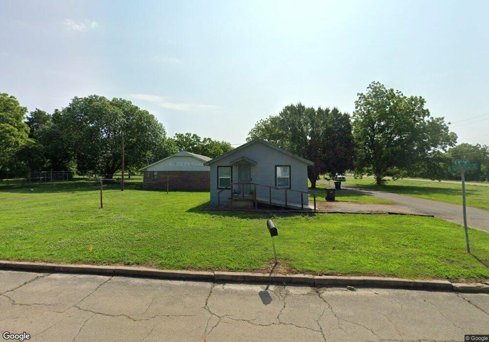 924 S Harrison Ave, Cushing, OK 74023 - photo 1