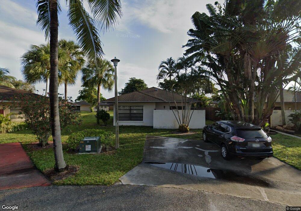 5277 Robbie Ct unit 7A, West Palm Beach, FL 33415 - photo 1