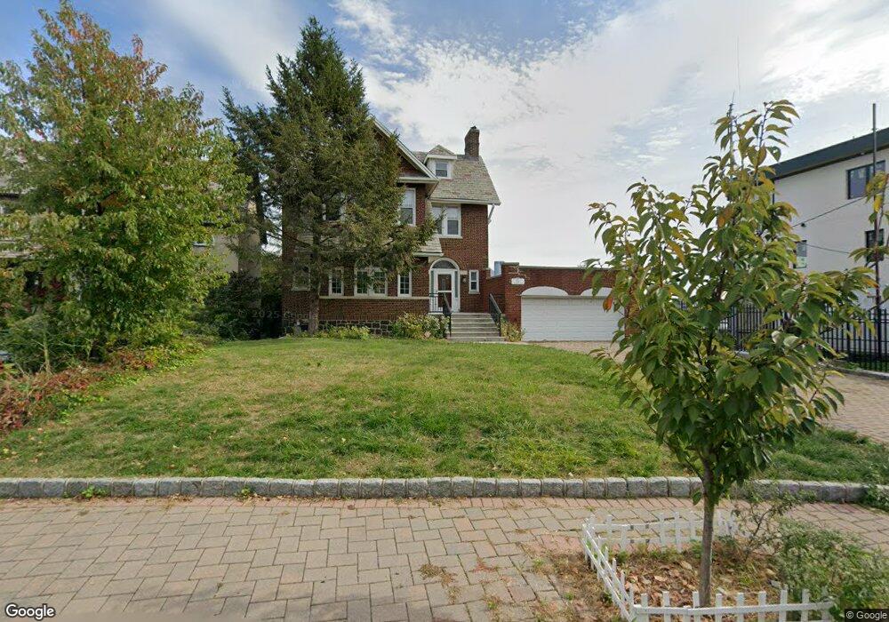 45-47 Kingswood Rd, Weehawken, NJ 07086 - photo 1