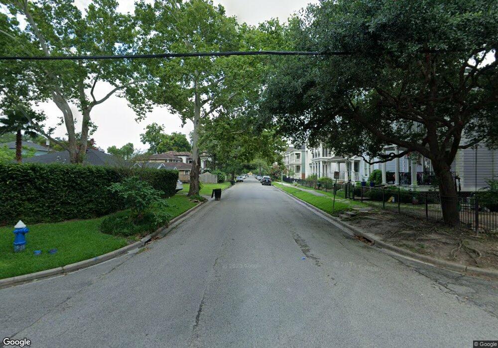 901 Aurora St, Houston, TX 77009 - photo 1