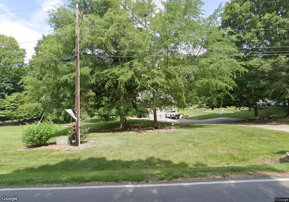 6135 Branson Davis Rd, Randleman, NC 27317 - photo 1