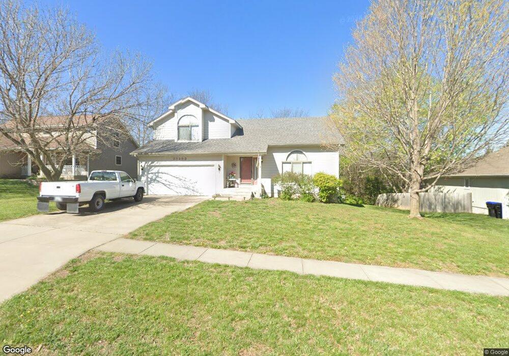 3529 SW Westport Dr, Topeka, KS 66614 - photo 1