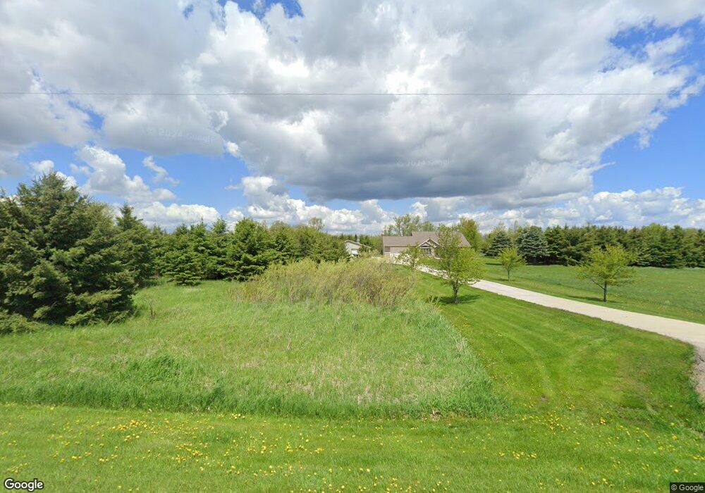 5440 Butternut Dr, Kewaskum, WI 53040 - photo 1