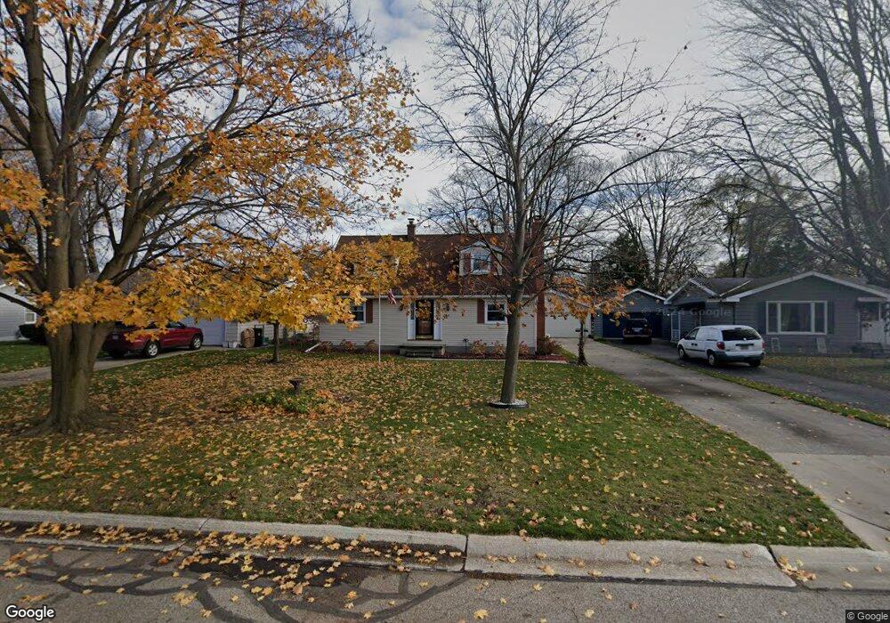 1112 Briarwood Ct, Port Huron, MI 48060 - photo 1