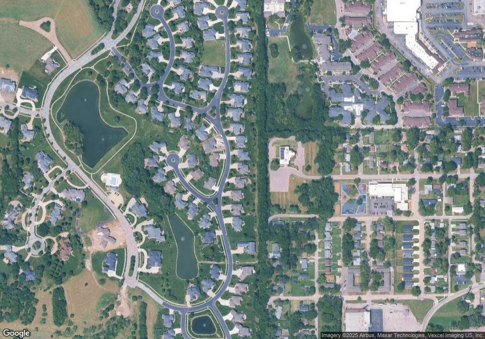 1132 SW New Forest Dr, Topeka, KS 66604 - photo 1