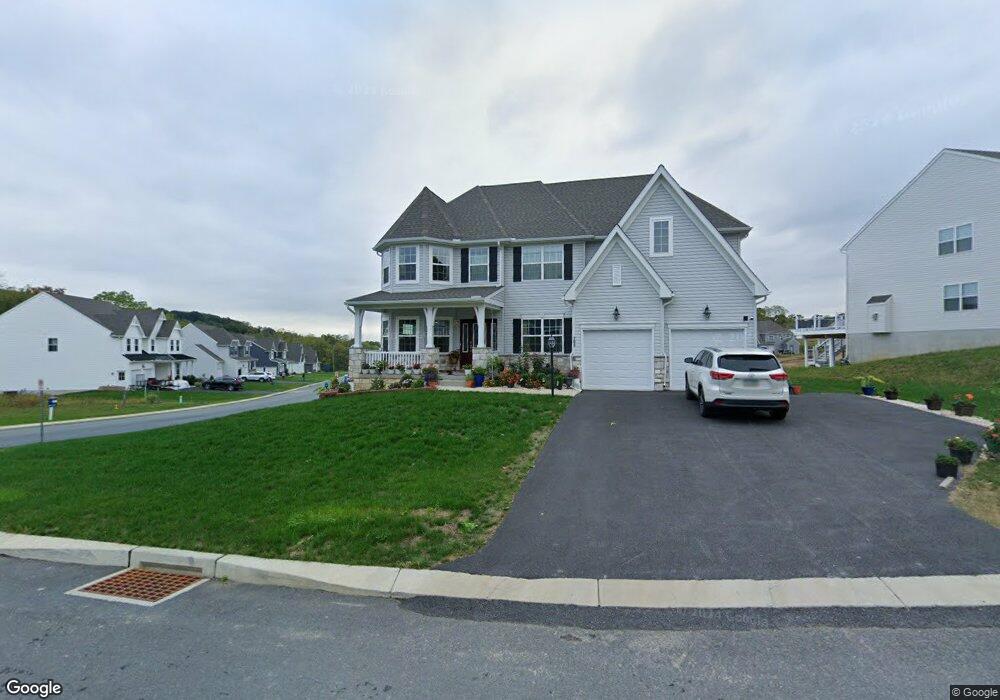 705 Billy Dr, Lancaster, PA 17601 - photo 1