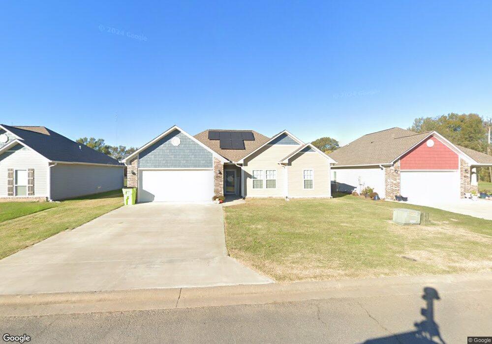 1802 S Spring St, Stuttgart, AR 72160 - photo 1