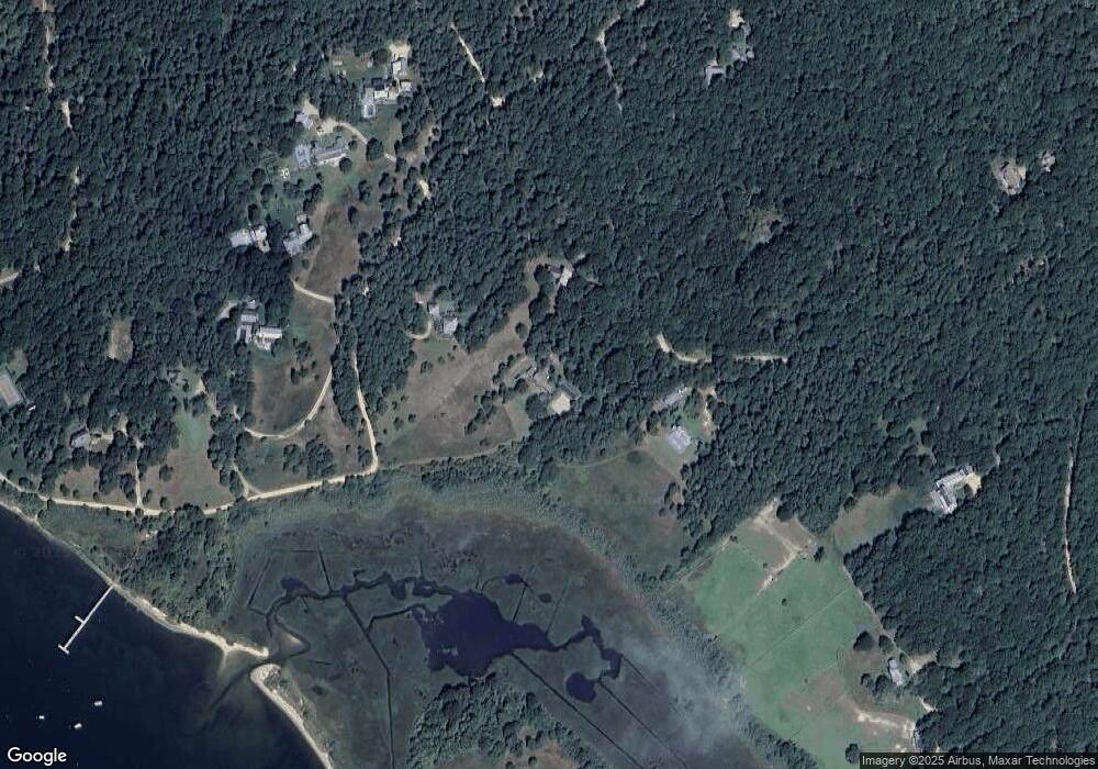 8 Mead Ln, Edgartown, MA 02539 - photo 1