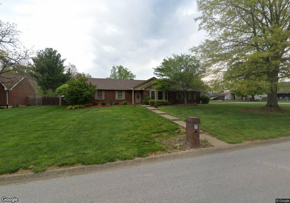 4614 Shadyview Dr, Floyds Knobs, IN 47119 - photo 1