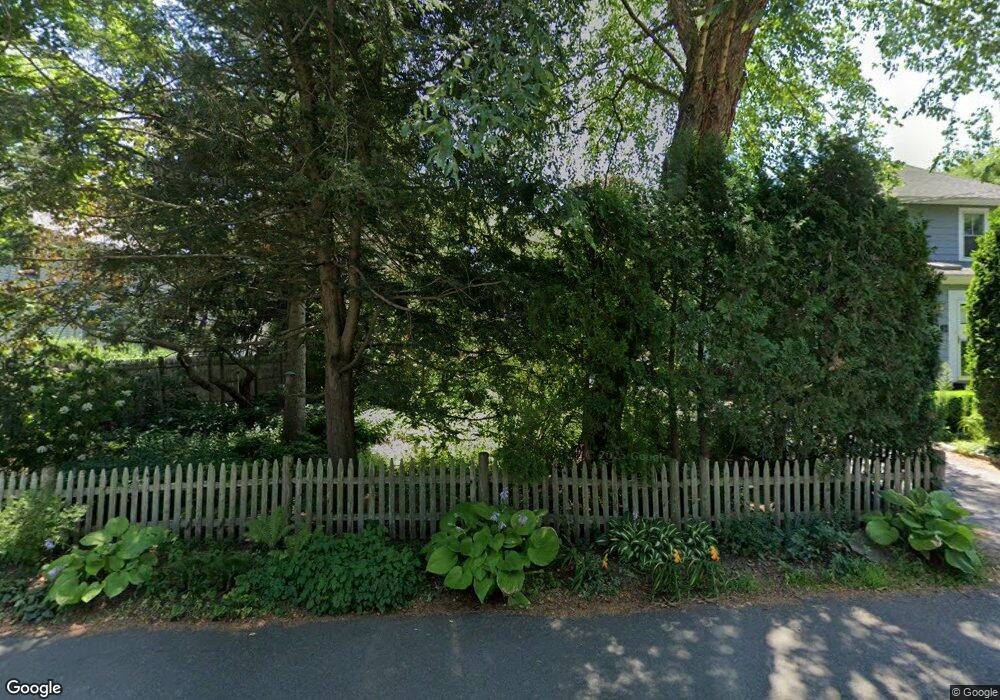 61 Smith St, Wellesley, MA 02482 - photo 1