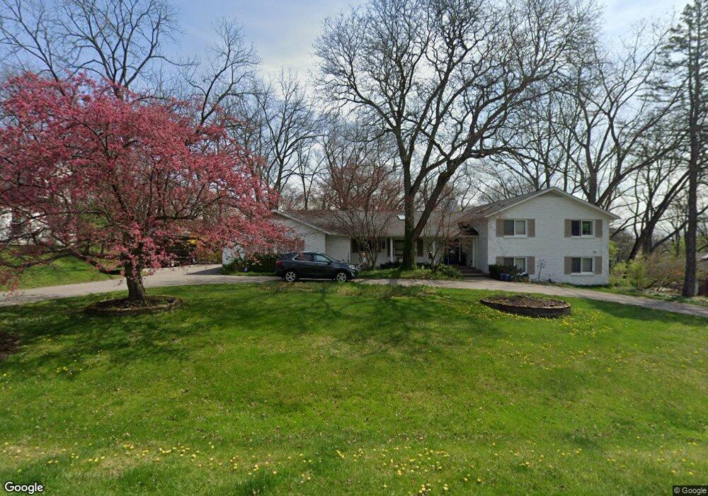 3739 Millspring Rd, Bloomfield Hills, MI 48304 - photo 1