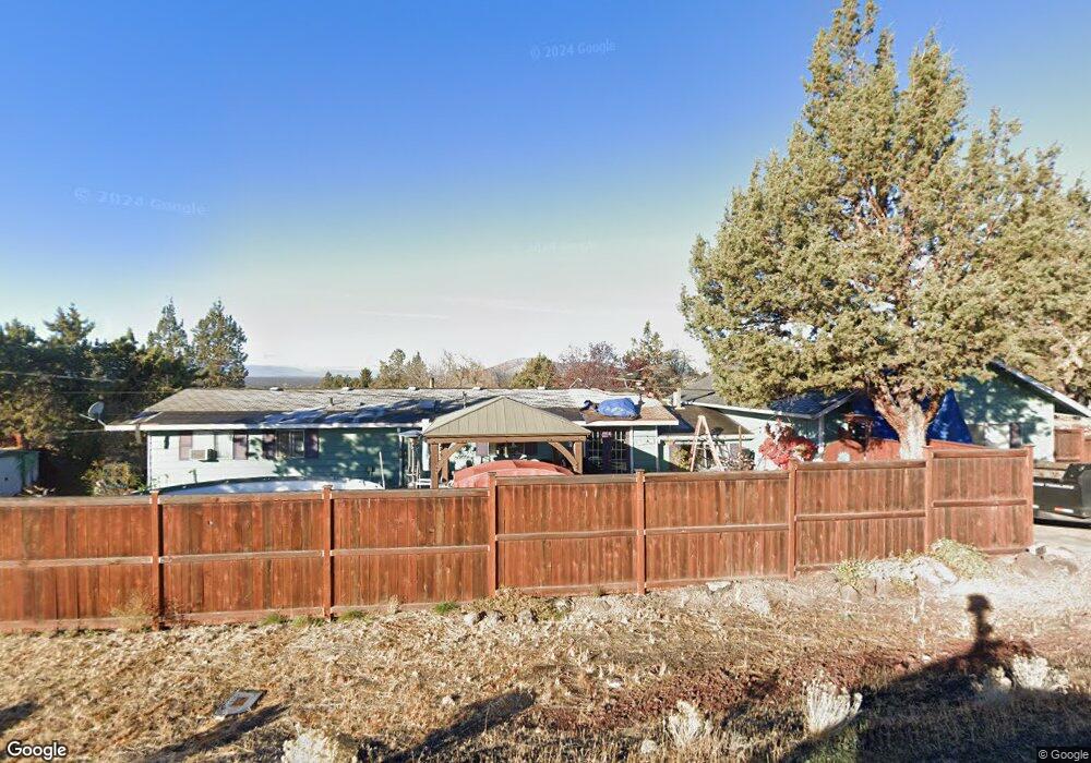 4311 SW Wickiup Ave, Redmond, OR 97756 - photo 1