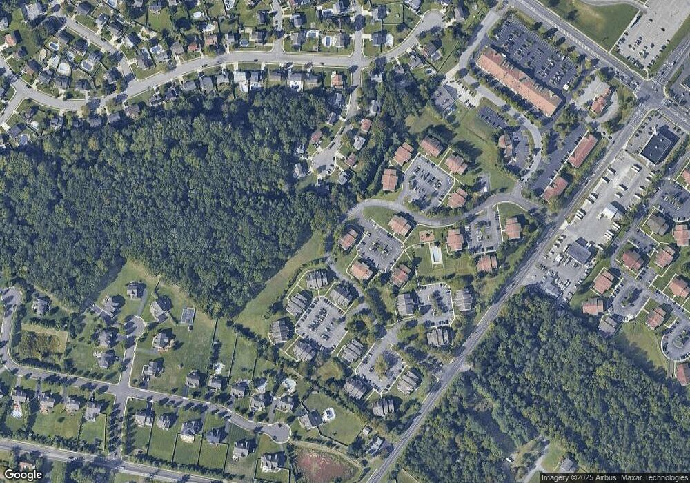 16 Pickwick Place unit J8, Sewell, NJ 08080 - photo 1