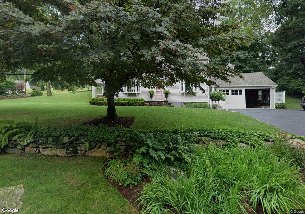 845 Bronson Rd, Fairfield, CT 06824 - photo 1