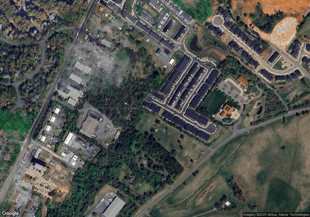 3614 Moffat St unit 25, Scottsville, VA 22902 - photo 1