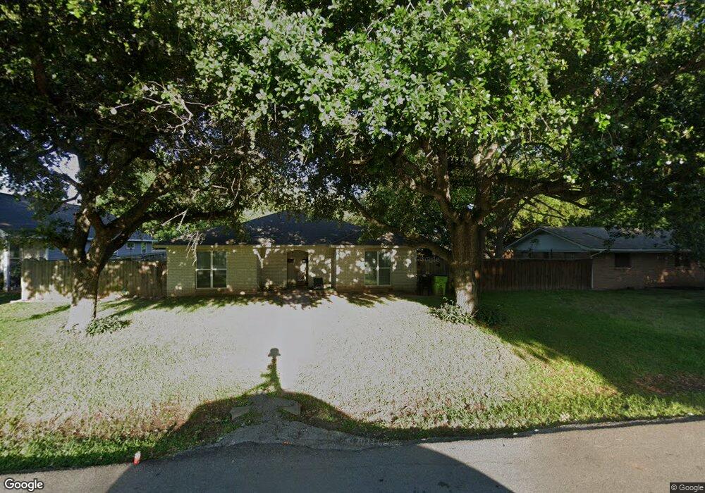 1308 8th St, Rosenberg, TX 77471 - photo 1