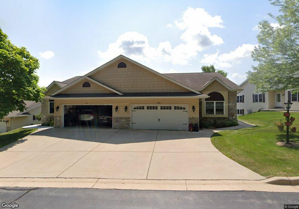 471 Nature Haven Blvd unit 5, Kewaskum, WI 53040 - photo 1