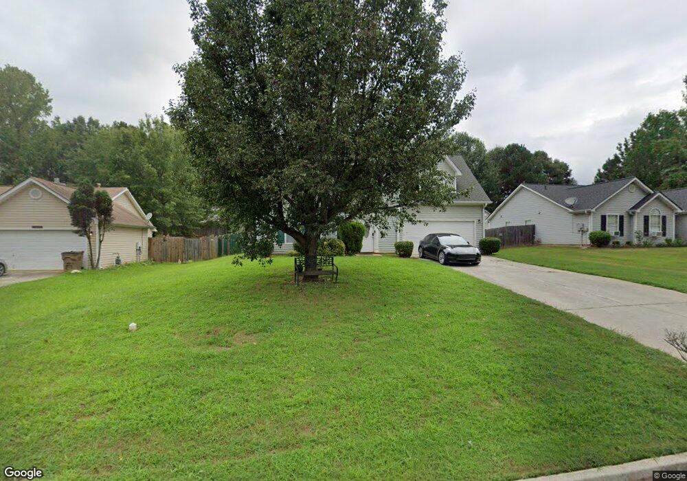 10253 Copmmons Crossing, Jonesboro, GA 30238 - photo 1