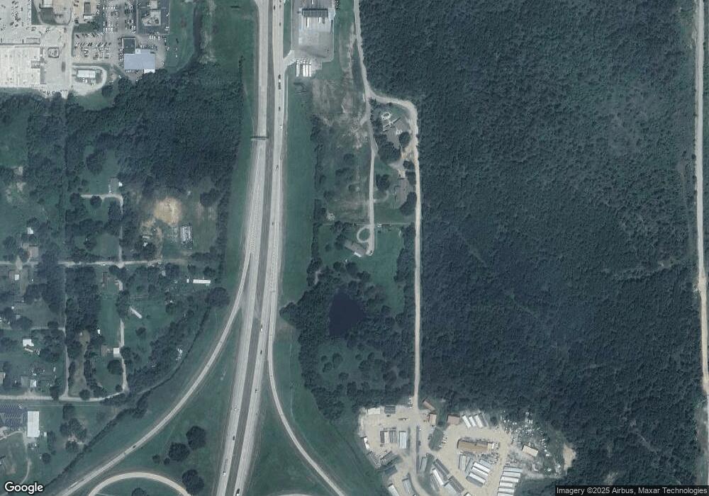 324 E Hill Dr, Henryetta, OK 74437 - photo 1