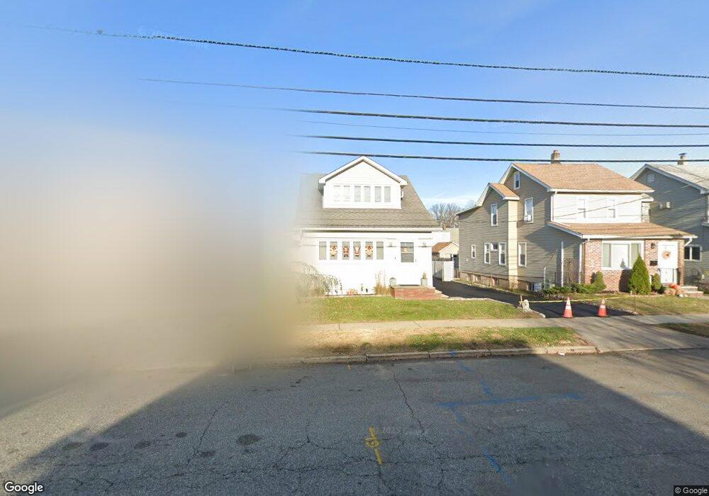 233 Page Ave, Lyndhurst, NJ 07071 - photo 1