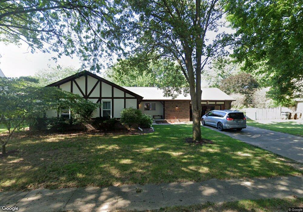 1012 Tanbark Ave, Columbus, IN 47203 - photo 1