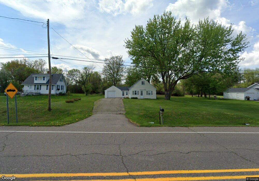 1440 S Dye Rd, Flint, MI 48532 - photo 1