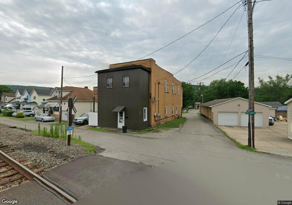 319 Kennedy Ave unit B, East Vandergrift, PA 15629 - photo 1