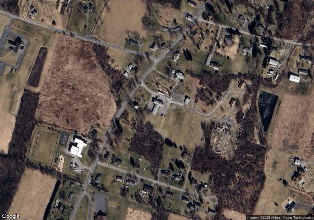 1817 Red Barn Village Rd unit 1817, Clarks Summit, PA 18411 - photo 1