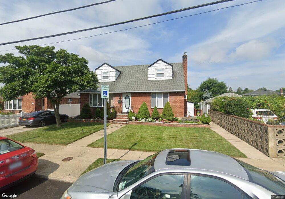 193 Barrymore Blvd, Franklin Square, NY 11010 - photo 1
