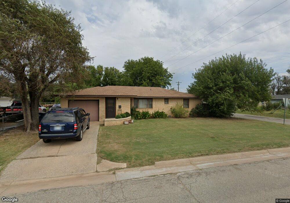 2622 E Cypress Ave, Enid, OK 73701 - photo 1