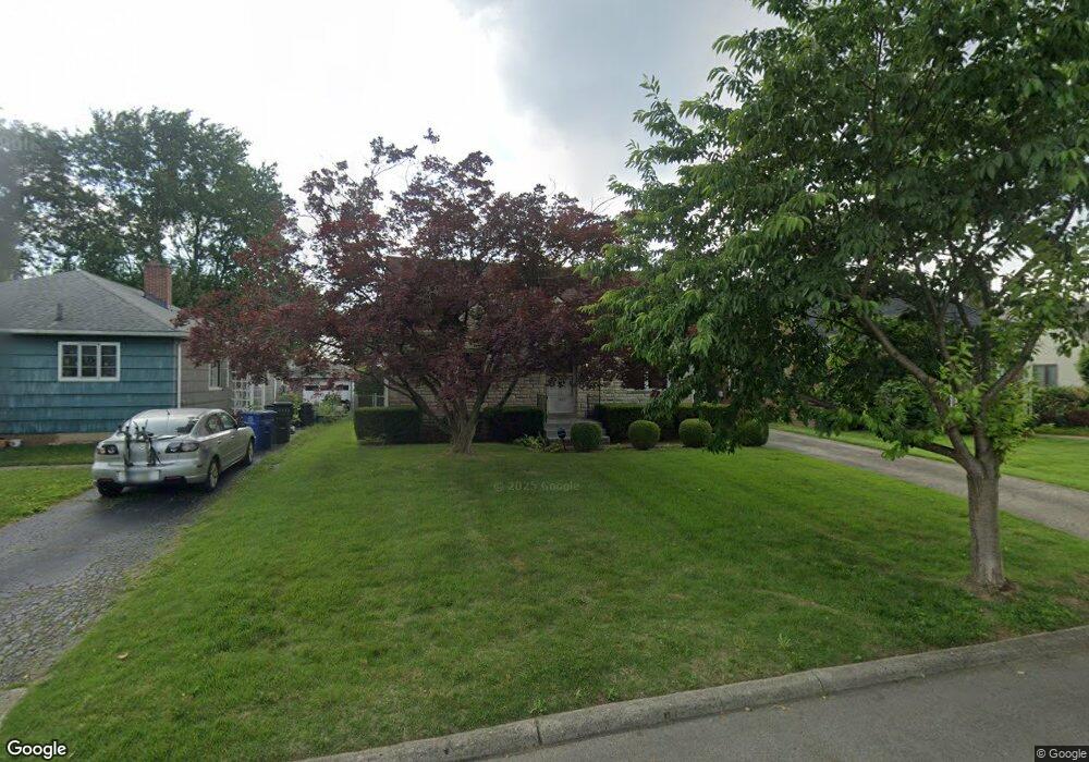 2865 Eastmoreland Dr, Columbus, OH 43209 - photo 1