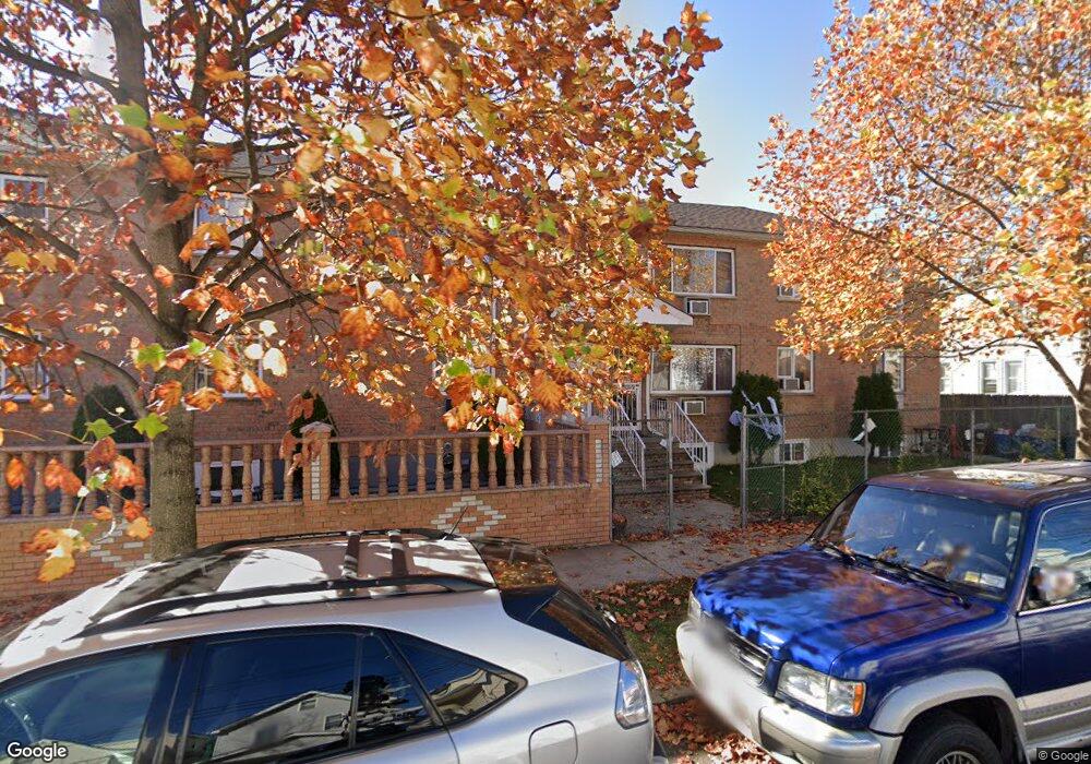 11026 159th St, Jamaica, NY 11433 - photo 1