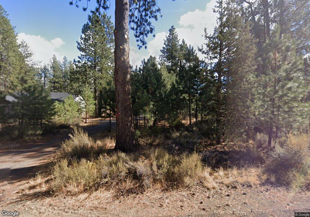 60072 Navajo Rd, Bend, OR 97702 - photo 1