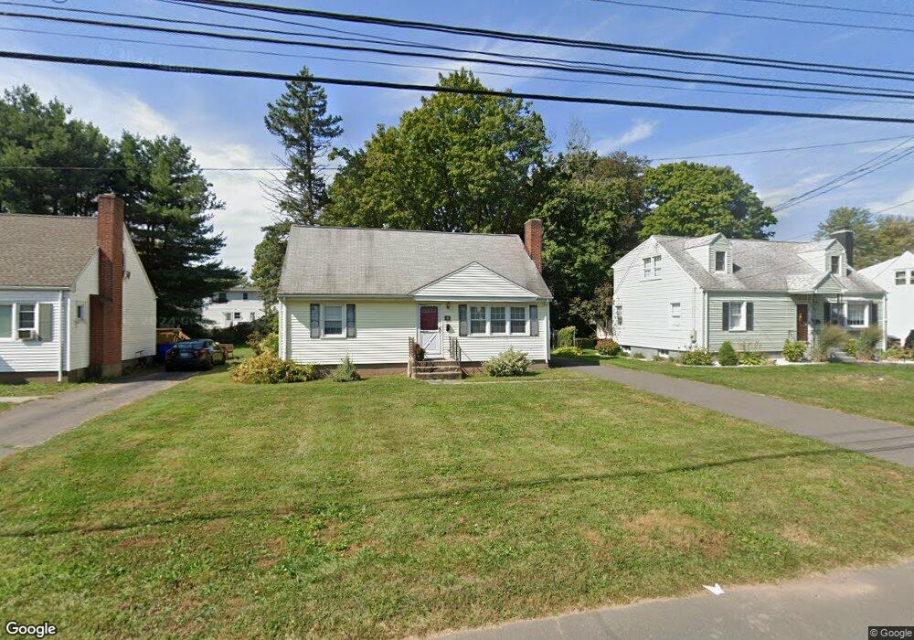 7 Madsen Rd, West Hartford, CT 06110 - photo 1