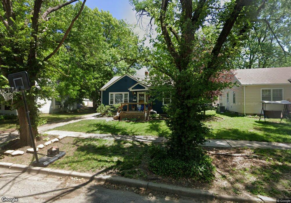 1170 SW Wayne Ave, Topeka, KS 66604 - photo 1